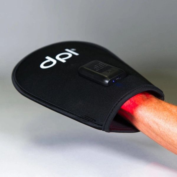 dpl® Flex Mitt – LED Light Therapy for Hand Pain Relief