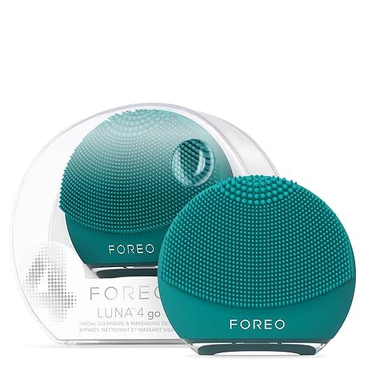 FOREO LUNA™ 4 Go Travel-Friendly Facial Cleansing & Massaging Device - Evergreen