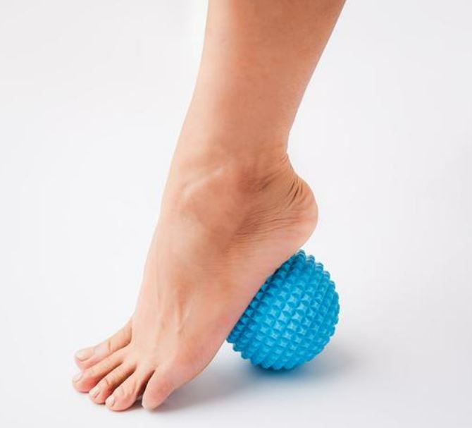 Kanjo Vibrating Acupressure Foot Pain Relief Ball