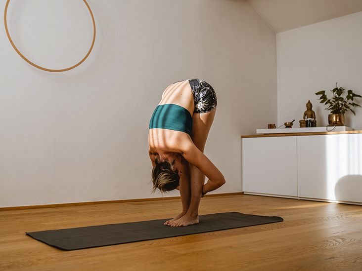 4 Yoga Poses for Back Pain - Iodex India