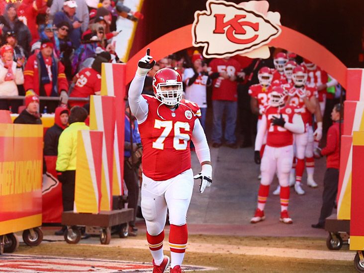 NFL denies Laurent Duvernay-Tardif's request to add 'M.D.' to jersey