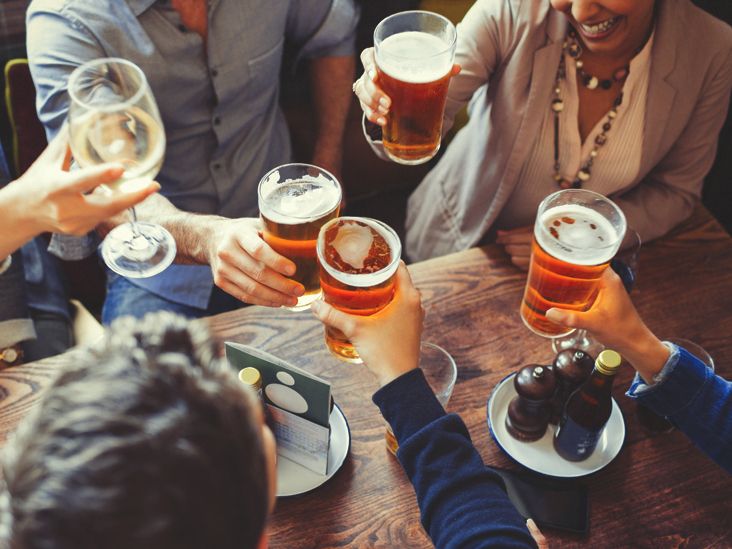 This Is How to Drink Beer (and Order It) the Right Way