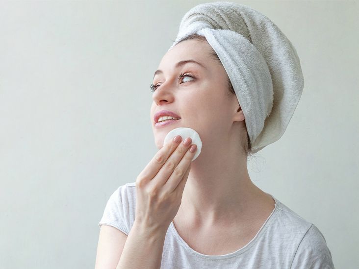 9 Beauty Uses of Glycerin for Skin & Hair - eMediHealth