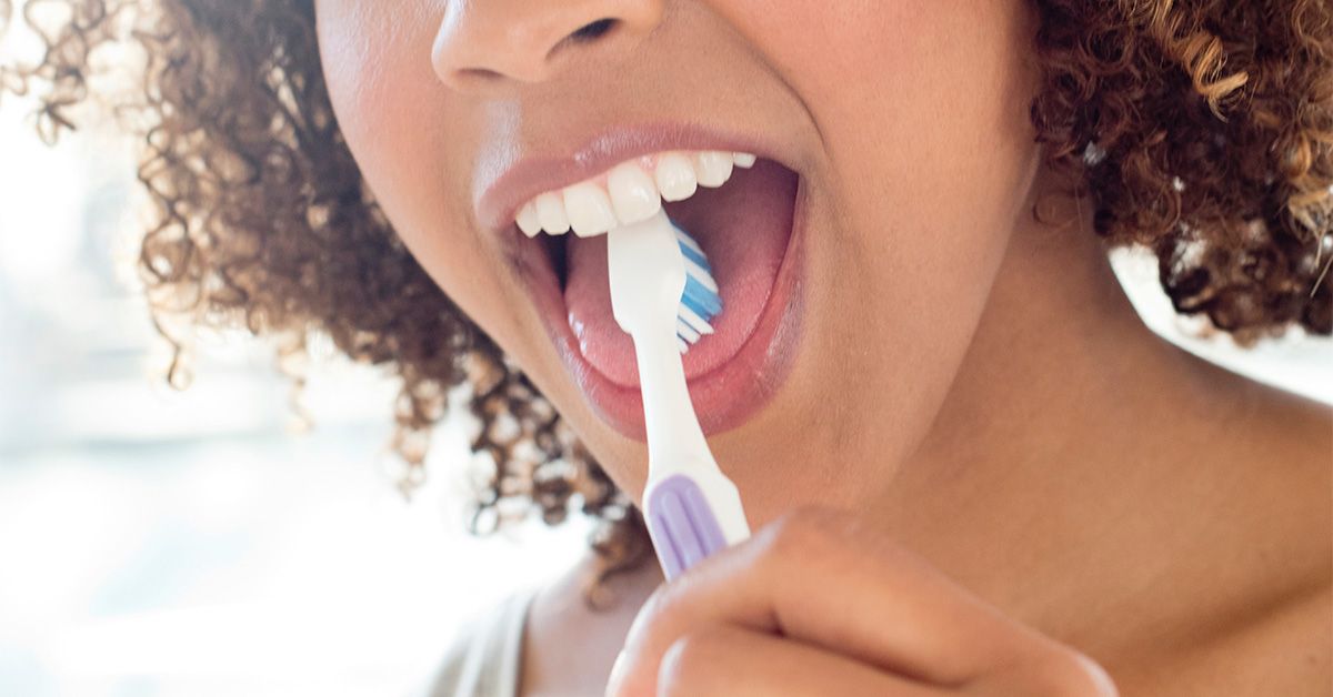5 Ways To Clean Your Toothbrush & Tongue Scraper