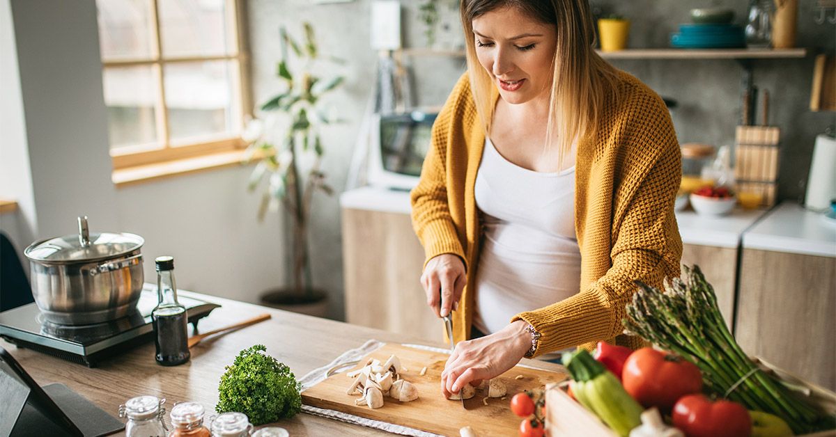 Mediterranean Diet Reduces Gestational Diabetes Risk