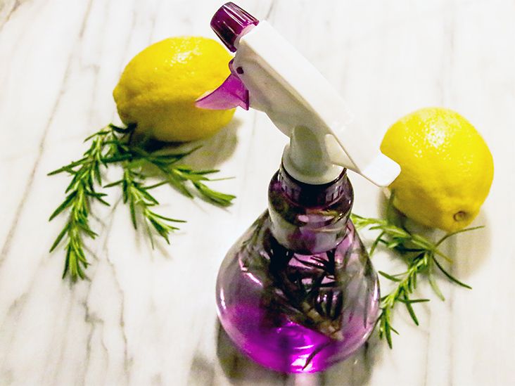 Spray anti-insectes fait maison : recettes naturelles pour votre peau, votre maison et vos plantes