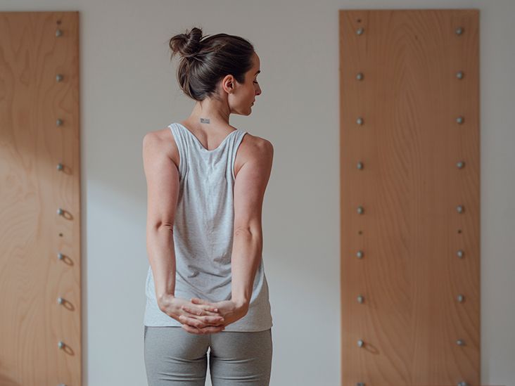 How to Crack Your Back: 10 Ways to Try, Video, and Tips