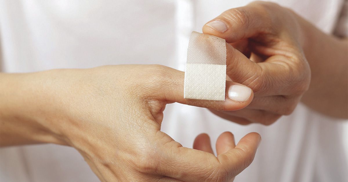 How Often Should You Change a Bandage: Expert Tips for Quick Healing
