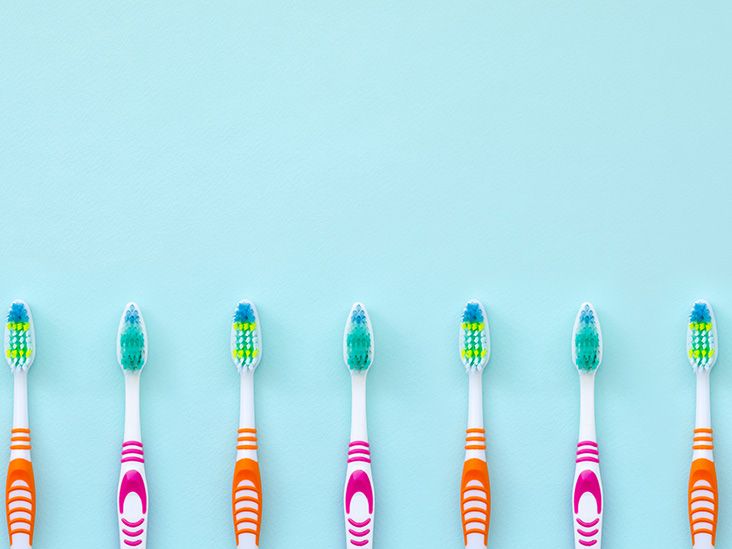 How To Clean Toothbrush: Multiple Methods