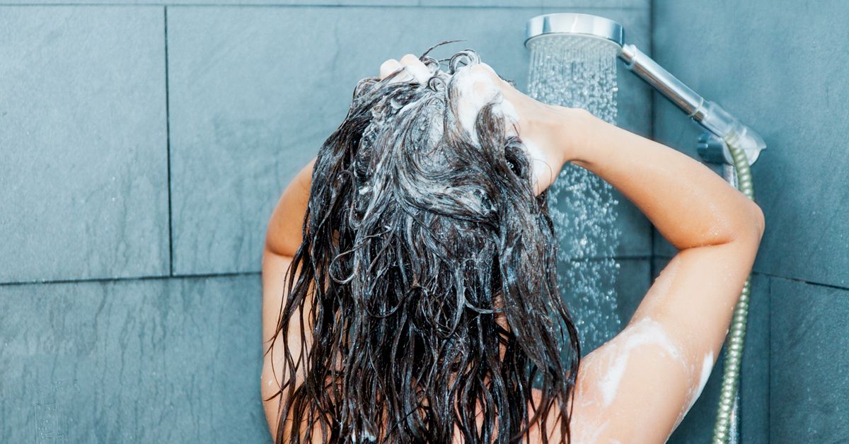 What Are the Pros and Cons of Washing Hair Everyday? 2023