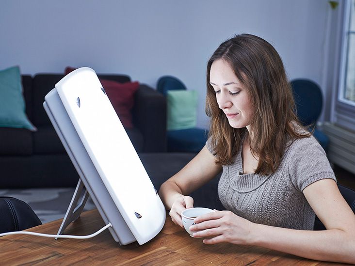 Blue light therapy for depression: Definition, how it works
