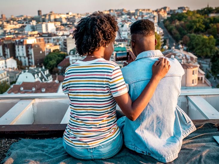 Relationship Addiction: What It Really Means - Healthline