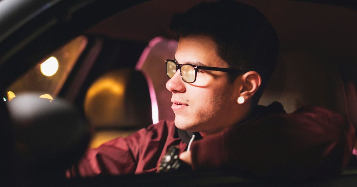 https://media.post.rvohealth.io/wp-content/uploads/2019/12/young_man-driving_at_night_with_glasses-1200x628-facebook.jpg