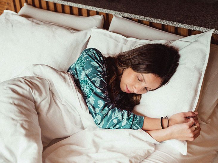 Sleep Struggles More Common Among Younger Adults, Women