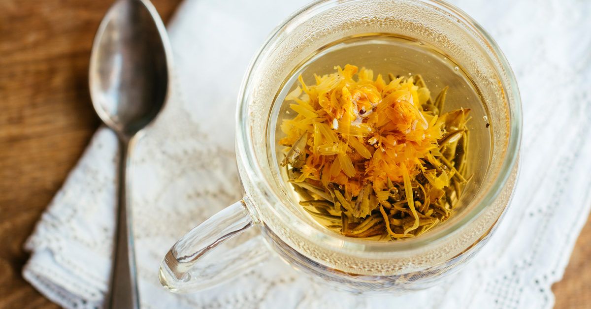 Calendula Flower Benefits: 7 Amazing Things It Can Do For You