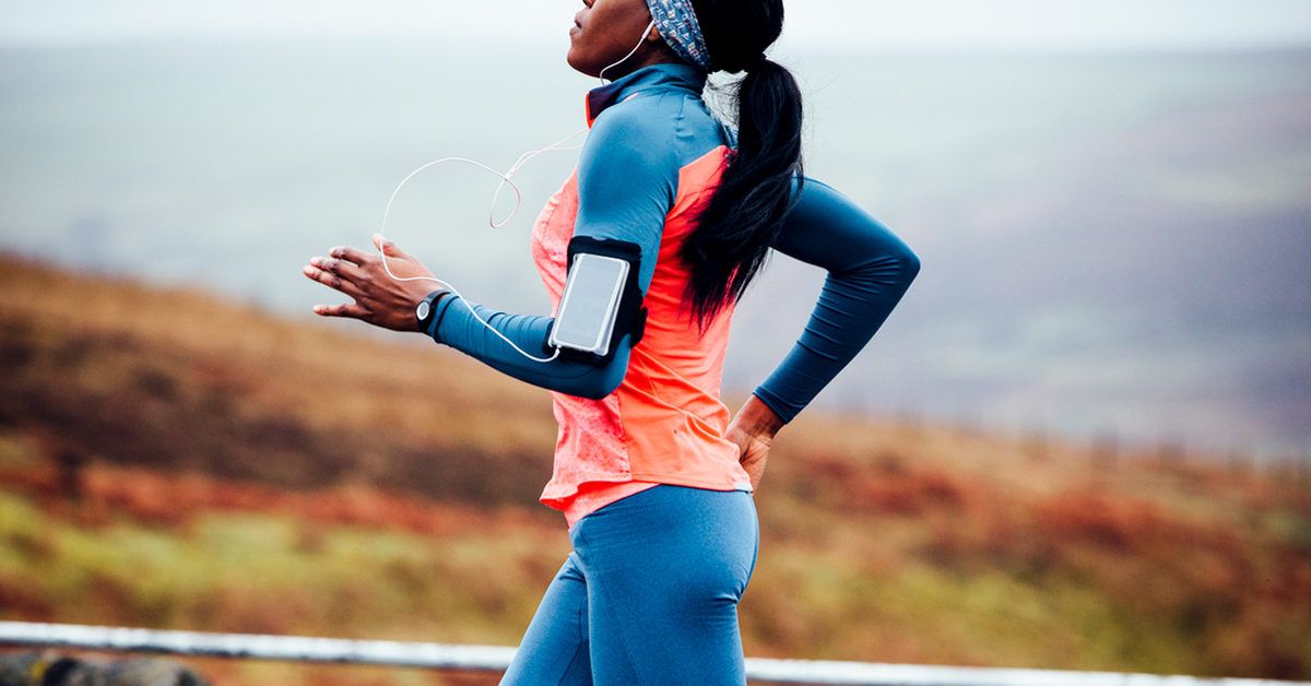What to wear on a run? - How To Dress For the right conditions » Pace To  Race - Blog
