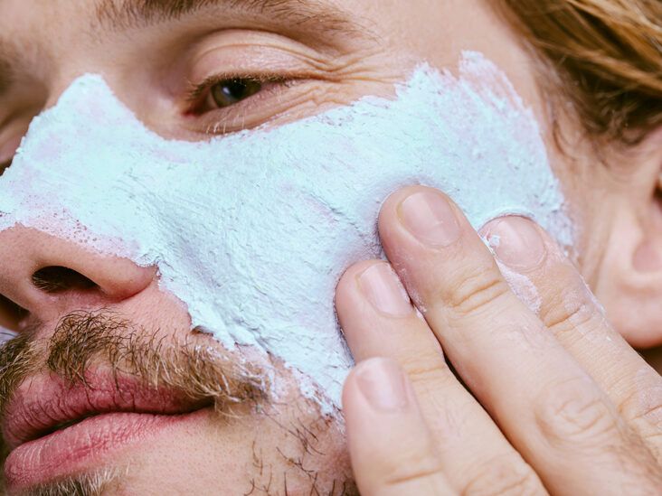 Face Mask Before Or After Shower? The Right Time To Apply It