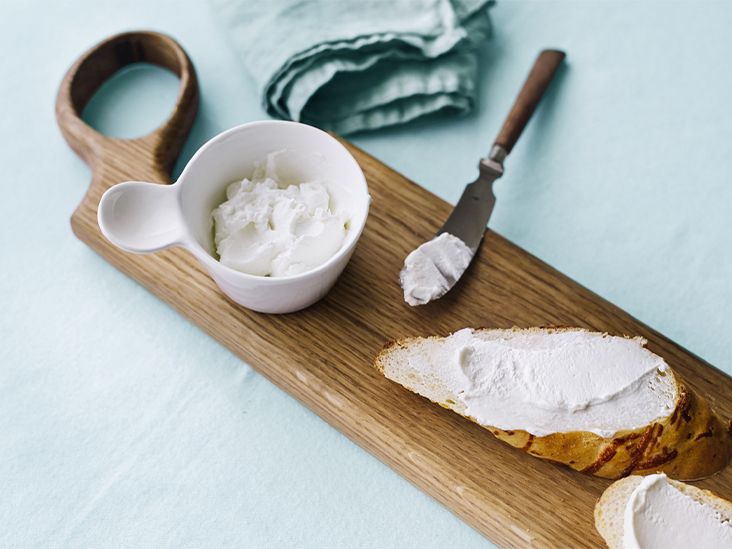 Can Pregnant Women Eat Goat Cheese?