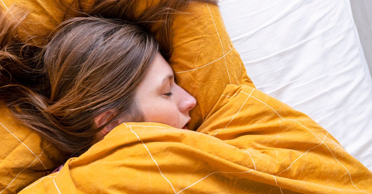 How To Sleep With A Cold: 12 Tips For Better Quality Sleep