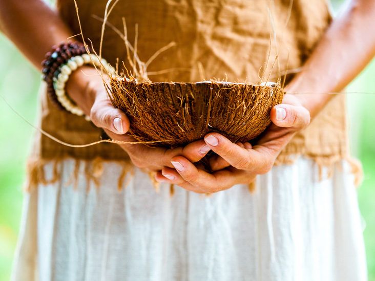 6230-Coconut_woman-732x549-thumbnail-1-732x549.jpg