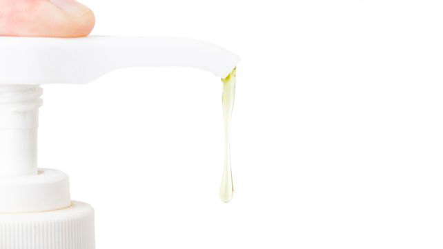 Does Castor Oil Make Your Hair Grow? - Healthline