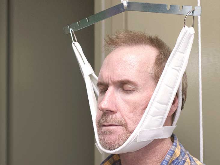 https://media.post.rvohealth.io/wp-content/uploads/2020/08/6443-male_wearing_cervical_traction-732x549-thumbnail.jpg