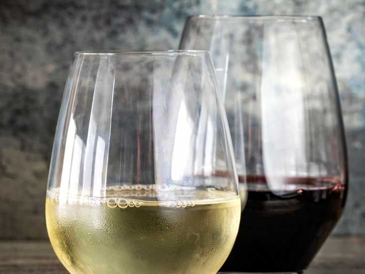 Red Wine vs White Wine Which Is Healthier?