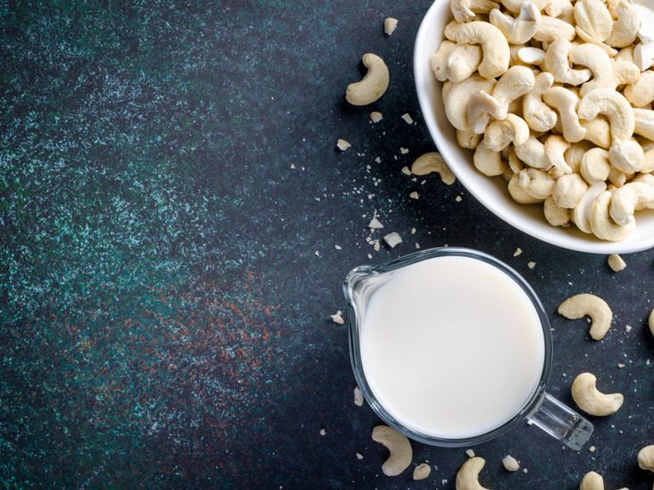 10 Nutrition and Health Benefits of Cashew Milk