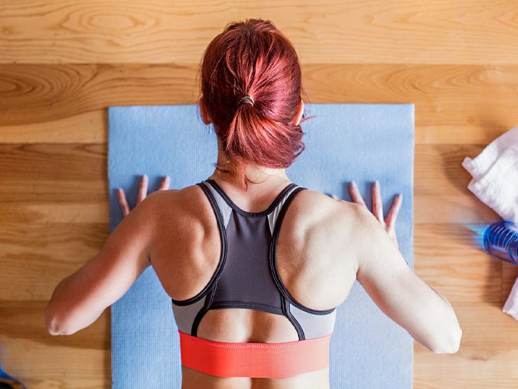 Exercises to Reduce (and Tone) Your Back Fat and Bra Bulge