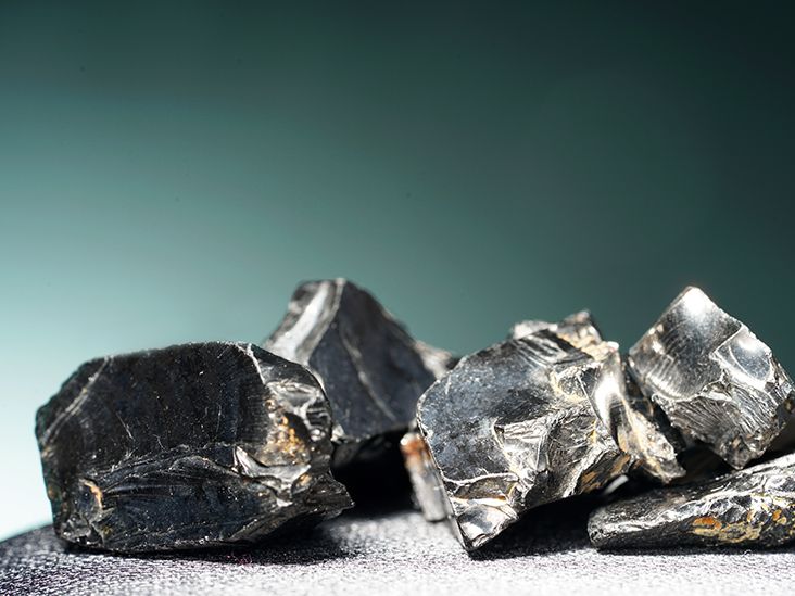 Piedra caída de Shungite - Piedra de bolsillo negra - Cristales mágicos –  Magic Crystals