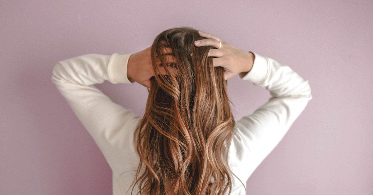 Coconut Oil for Dandruff Treatment, Itchy Scalp, and How to Use It