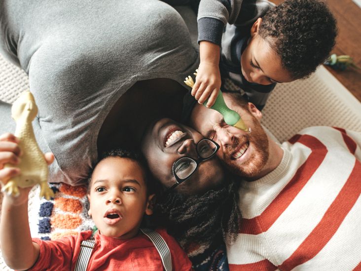 Finding Psoriatic Arthritis Support Online Groups, Family, and More