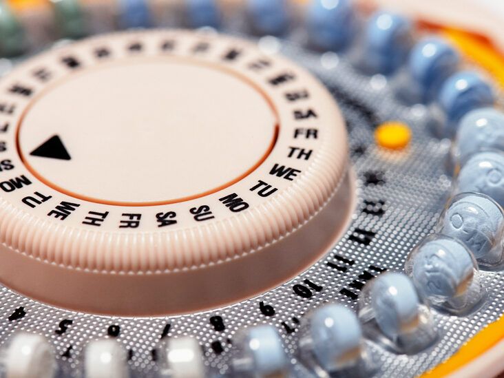 Starting birth control midcycle: Benefits and side effects