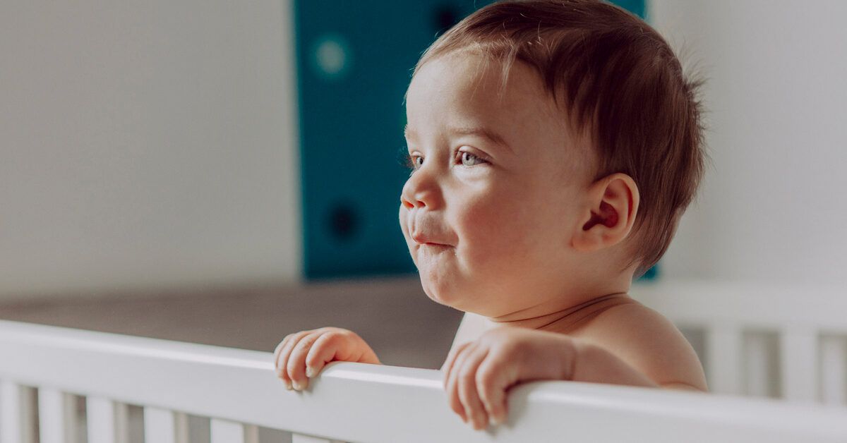 When to Lower Your Baby's Crib