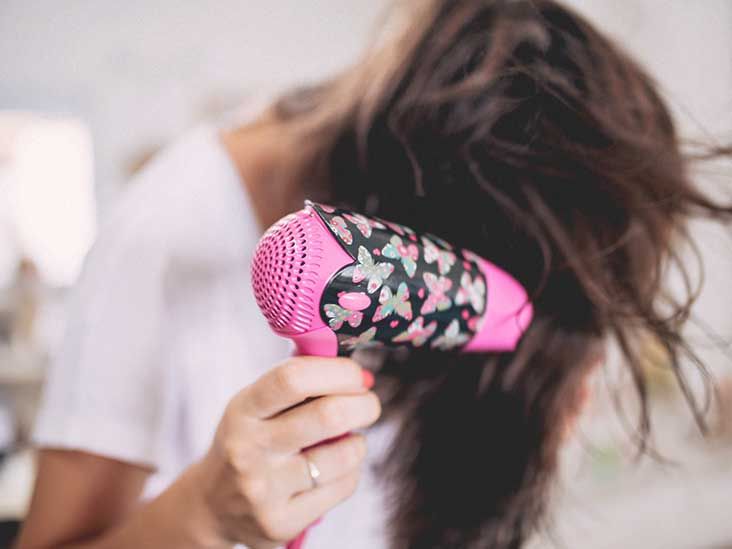 Dry Hair Causes, Treatments, and Diagnosis