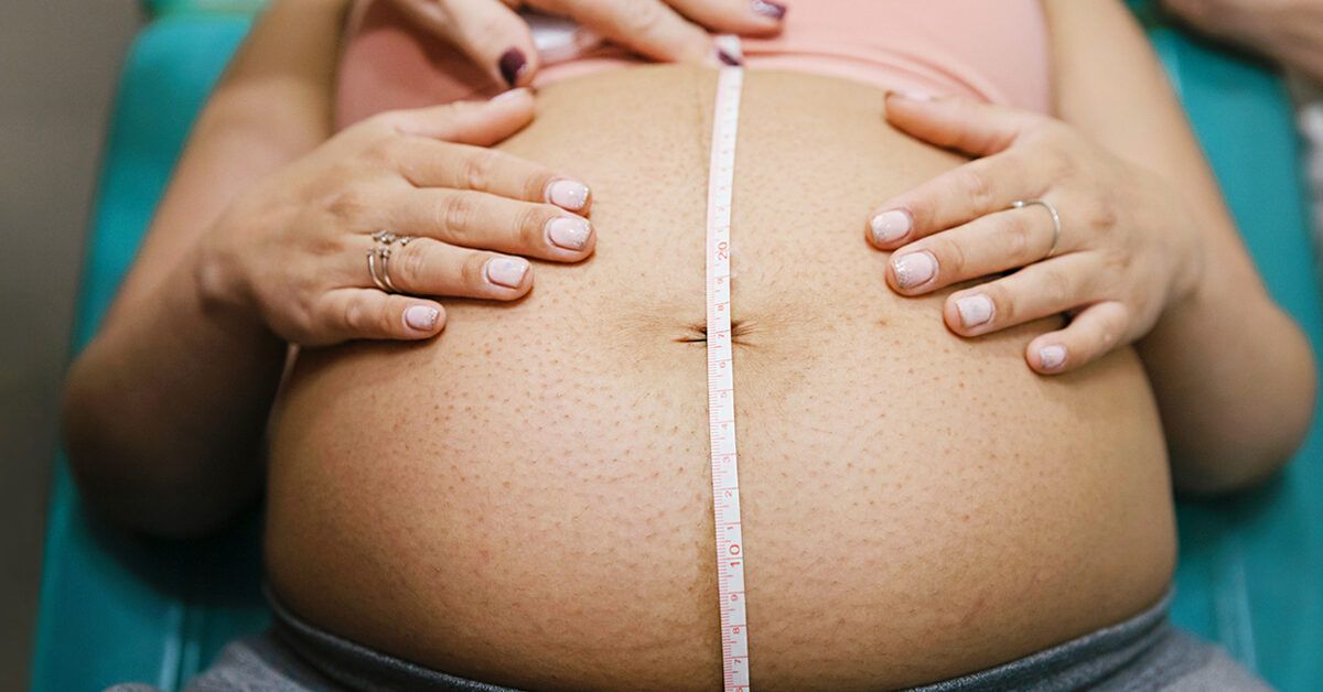 twin pregnancy belly week by week