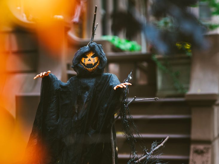 Halloween Anxiety? Here Are 9 Ways to Cope