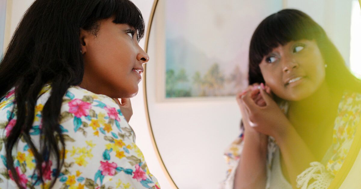 Earring Hole Trauma Stretching, Tears, and Treatment