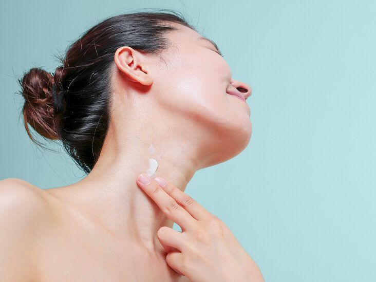 https://media.post.rvohealth.io/wp-content/uploads/2020/12/woman-applying-moisturizer-on-neck-732x549-thumbnail-732x549.jpg