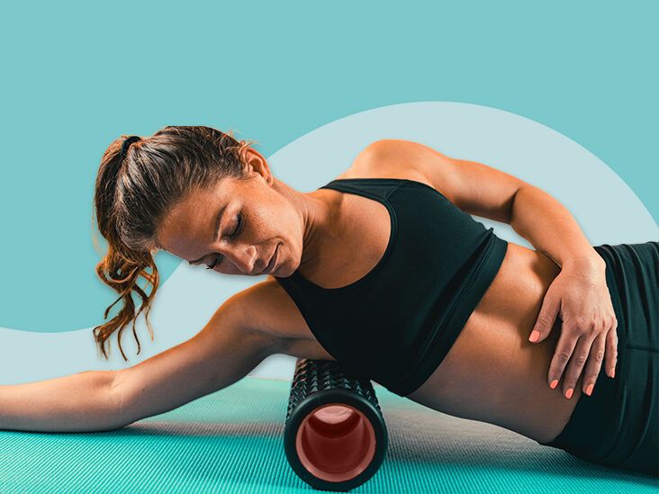 Watch Now: A Stretching and Foam Rolling for Runners Routine That Makes  Tight Muscles Feel Amazing