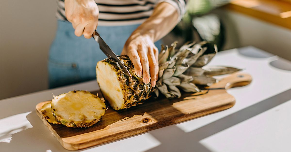 HOW TO MAKE PINEAPPLE OIL FOR SKIN, HAIR AND COOKING 