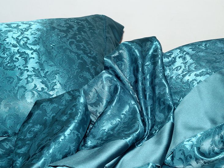 Silk vs. Satin Pillowcase: Which Is Better for Hair?