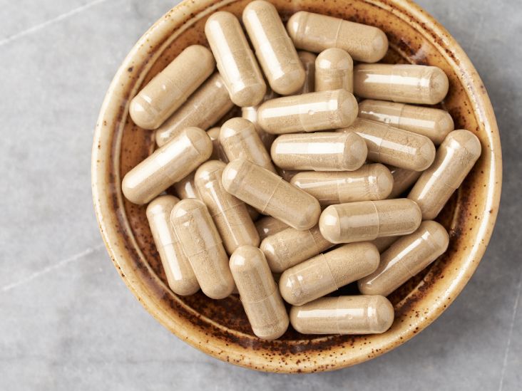 pills-vitamins-supplements-732x549-thumbnail.jpeg