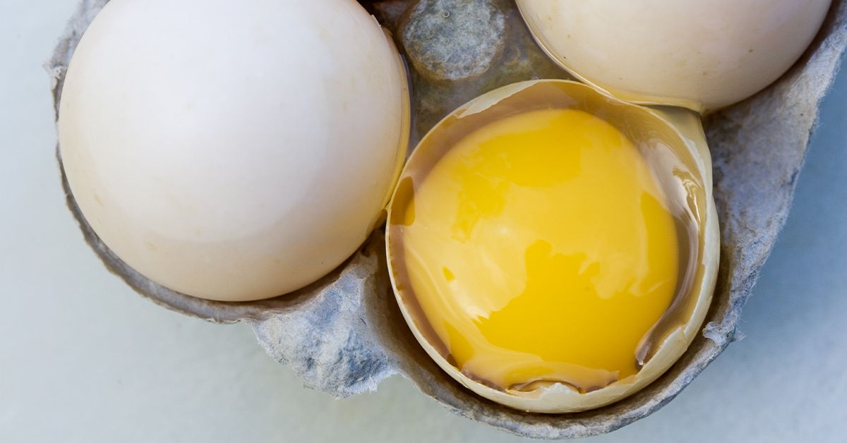 Duck Eggs Health Benefits, Nutrition, and Side Effects