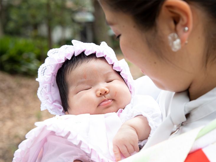 When Can Newborns Go Outside? Safety and More