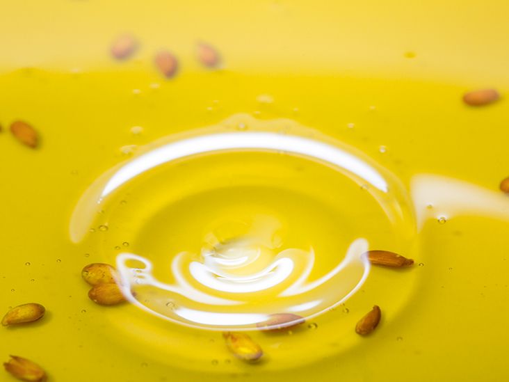 Flaxseed Oil for Dry Eyes Benefits, Side Effects, How to Use It