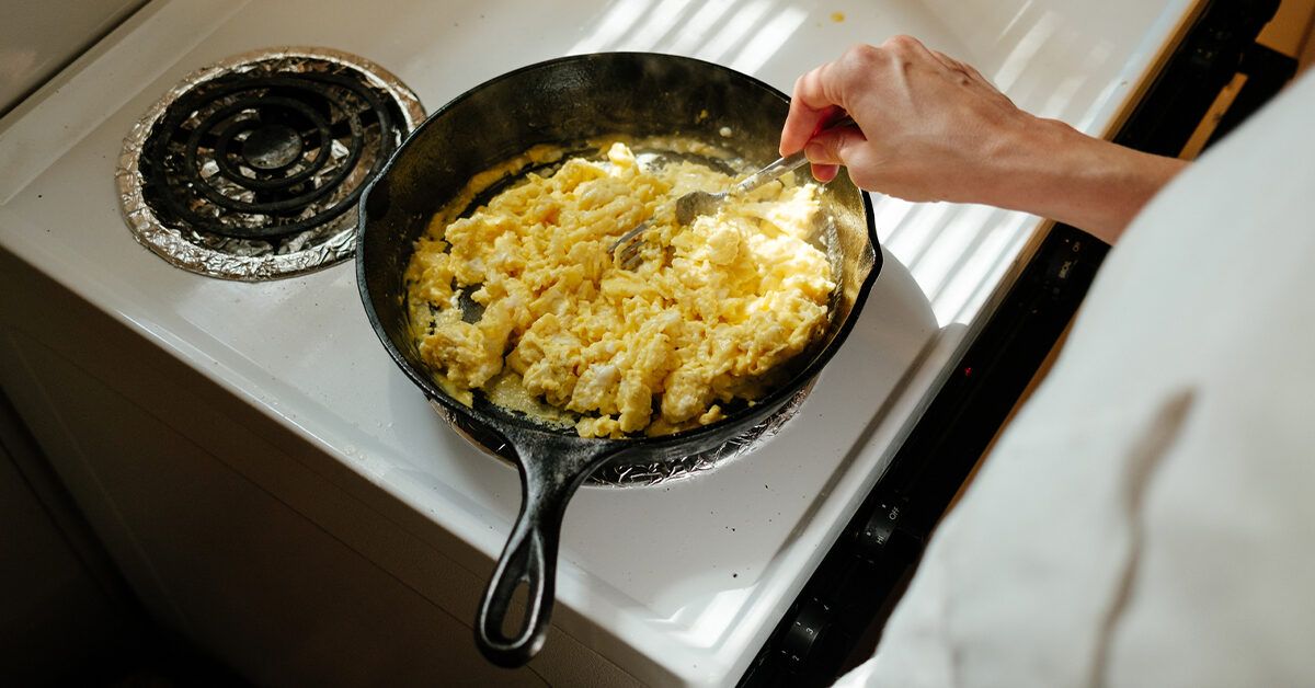 Easy Healthy Scrambled Eggs Recipe - The Foodie Affair