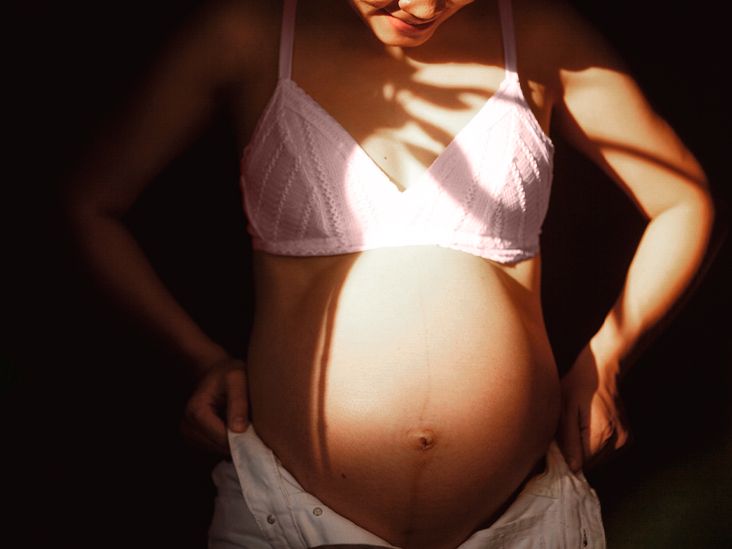 https://media.post.rvohealth.io/wp-content/uploads/2021/11/pregnant-woman-belly-thumbnail.jpg