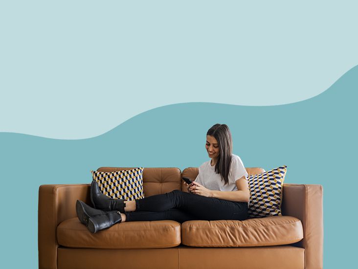 https://media.post.rvohealth.io/wp-content/uploads/2022/03/2039417-The-9-Best-Couches-for-Good-Posture-and-a-Healthy-Back-732x549-Feature.jpg