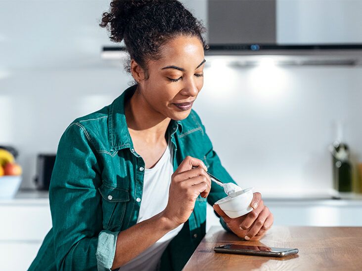 Issiq jojalar oz dostlari bilan jinsiy aloqada bolib, tungi klubda sevganlari bilan jinsiy aloqada b